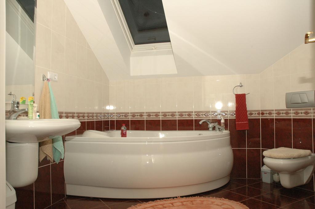 Florian - Tuz Przy Plazy Bed and Breakfast Mielno  Δωμάτιο φωτογραφία